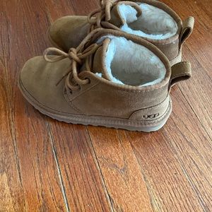 Ugg boots size 6 womens camel
